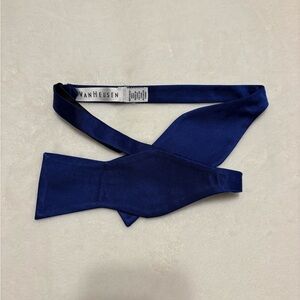 Van Heusen Navy Blue Self-Tie Bow Tie